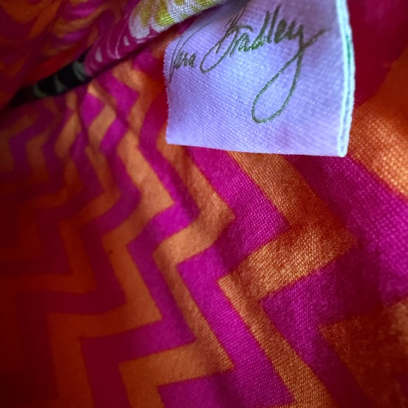 Vera Bradley Retired 2014 Vintage Ziggy Zinnia Floral Crossbody Bag (EUC) - Picture 2 of 15